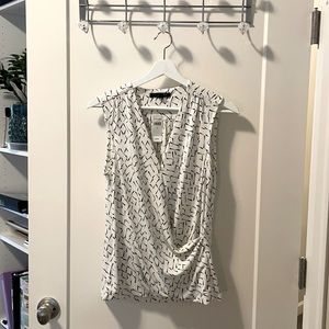 Banana Republic White Sleeveless Top Sz Small